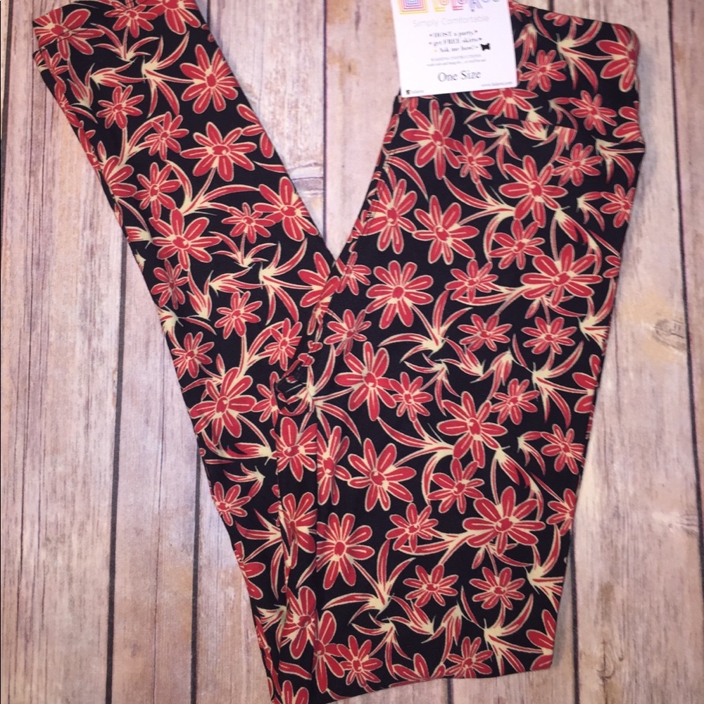 New Lularoe Onesize Leggings 💕